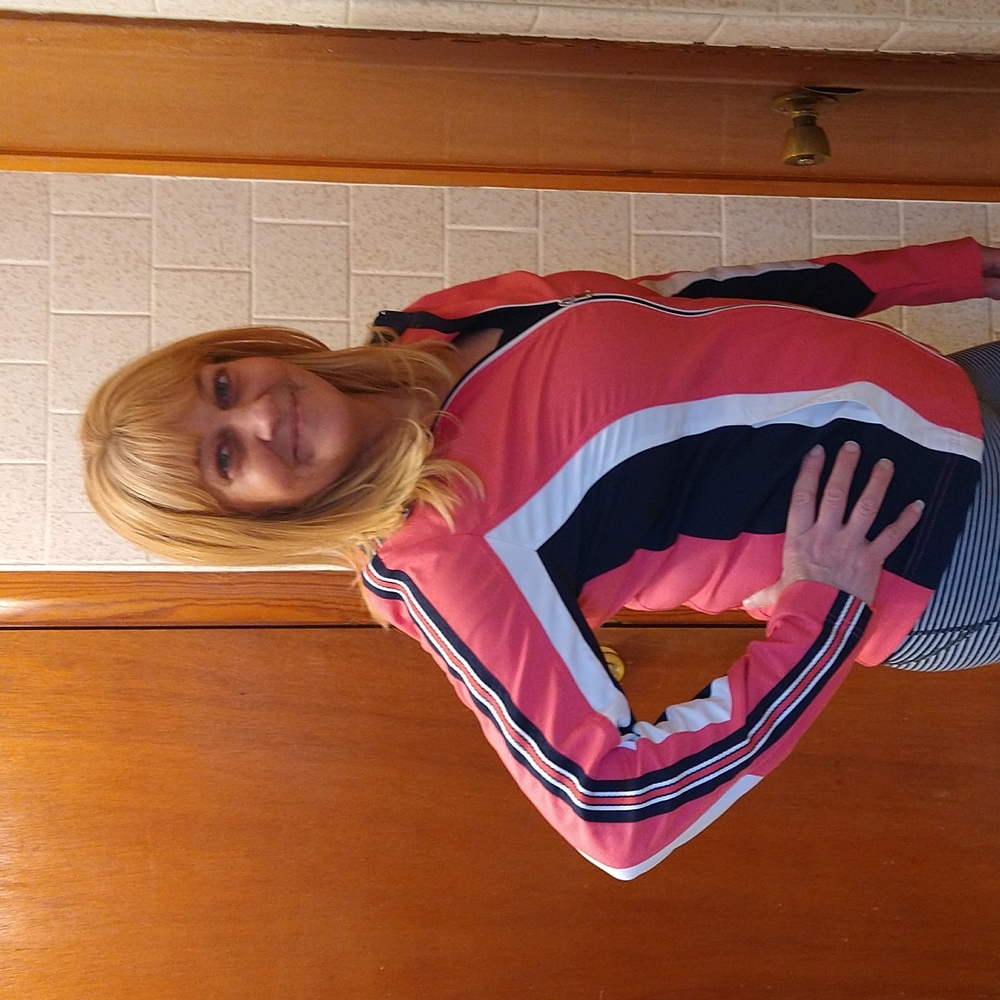 SJB active this coat is seriously adorable it's like a melon color - Picture 2 of 3
